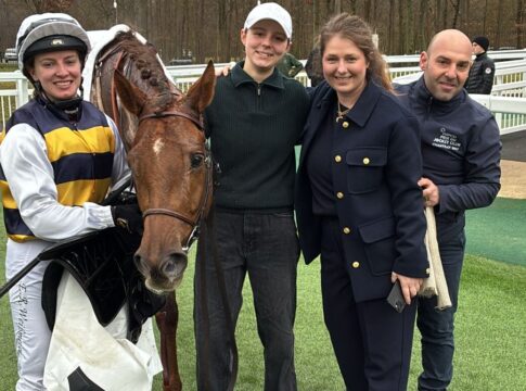 Annabel's Ghost Annabel's Ghost mit Esther Ruth Weißmeier (Foto: Screenshot Equidia)