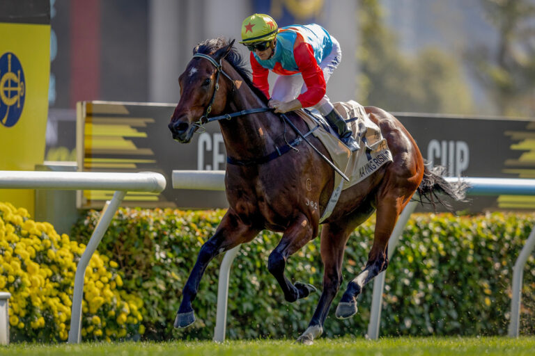 Ka Ying Rising gewinnt den Centenary Sprint Cup Foto: hkjc