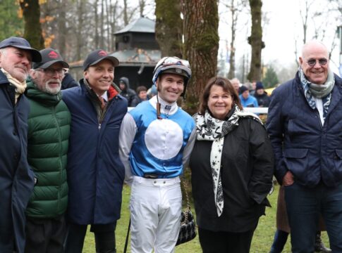 Oliver Wilson mit dem Team um Ami de Vega in München