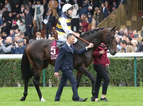 Sevenna's Knight bei der Parade zum Arc im Jahr 2024