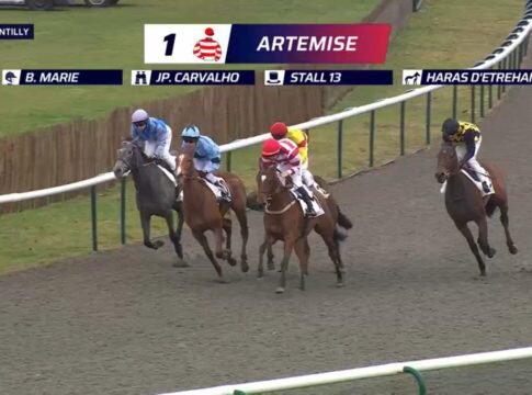 Carvalho-Neuzugang siegt in Chantilly Artemise