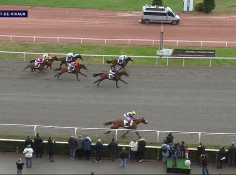 In Marseille und mit Schwitzen: Dakota Girl Gerald Geislers 400. Sieger Dakota Girl