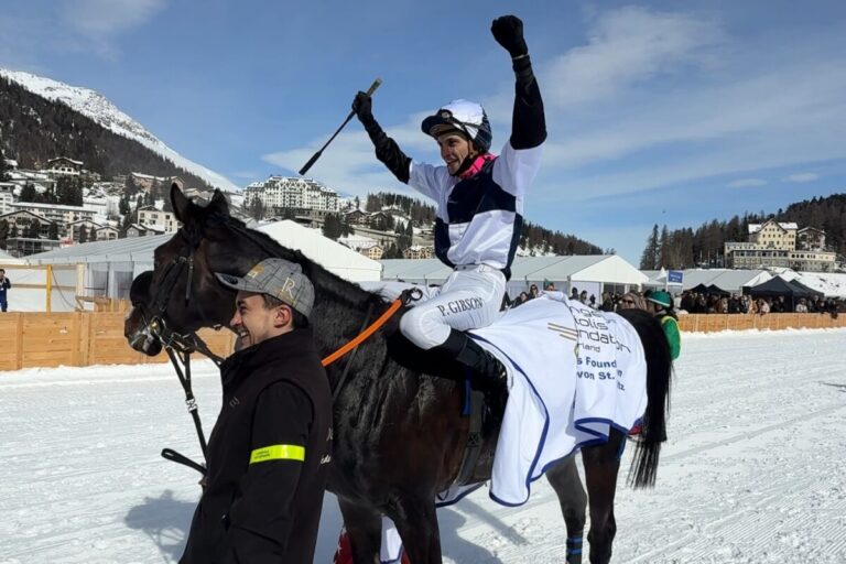 Snow Player Überraschungssieger im Großen Preis von St. Moritz