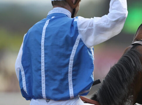 La Teste: Wertheimer-Erfolg mit Karlshofer „S-Linie“ Der Dress der Gebrüder Wertheimer