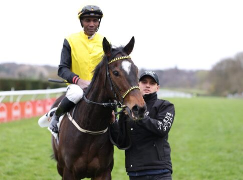 Hello Sweetheart siegt unter Eduardo Pedroza