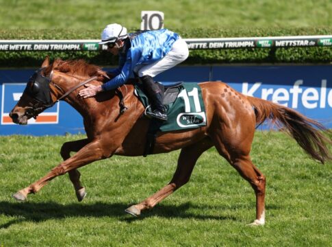 Mademoiselle Rouge siegt unter Michael Cadeddu
