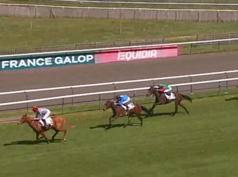 Nina's Victoria (2.v.li.) muss sich nur Demah geschlagen geben Foto: Screenshot