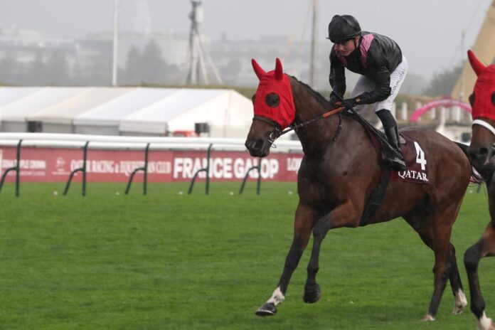 Uthred beim Aufgalopp zum Prix Dollar