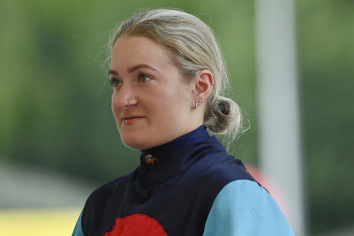 Lilli-Marie Engels im Portrait (galoppfoto.de)