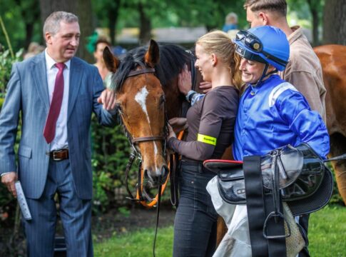 Corbin siegt unter Sibylle Vogt