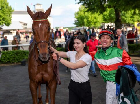 Lucky Shawna siegt unter Michael Cadeddu