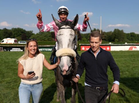 Fairy Grey siegt unter Michael Cadeddu