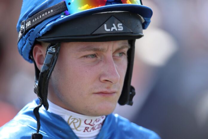 Cieren Fallon vor dem Ritt auf Assistent