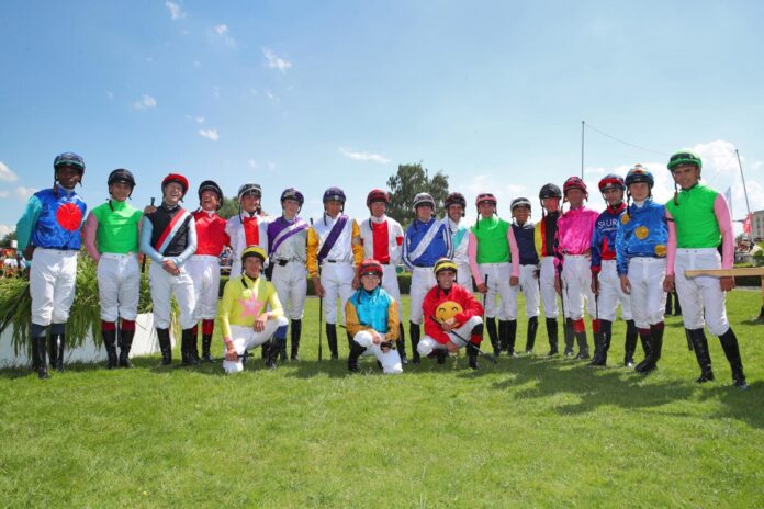 Eduardo Pedroza (li.) reitet zum 22. Mal im Derby, Michael Cadeddu (li. kniend) reitet zum elften Mal Eduardo Pedroza (li.) reitet zum 22. Mal im Derby, Michael Cadeddu (li. kniend) reitet zum elften Mal