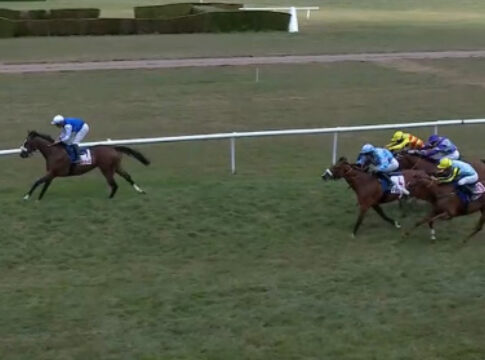 Auch Blumes Hansottogruber siegt in Vittel Hansottogruber gewinnt in Vittel Foto: Screenshot