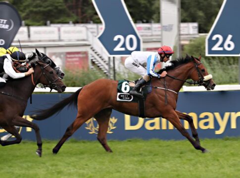 Royal Ice siegt unter Michael Cadeddu