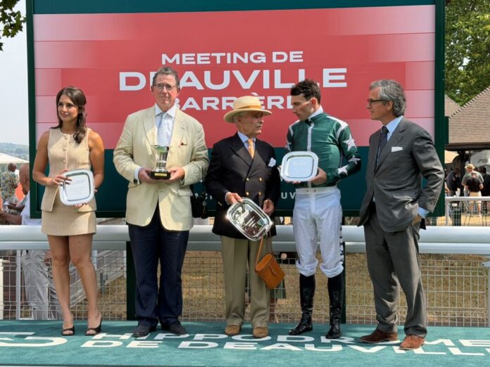 Siegerehrung nach dem Prix Guillaume d'Ornano Foto: Hemke