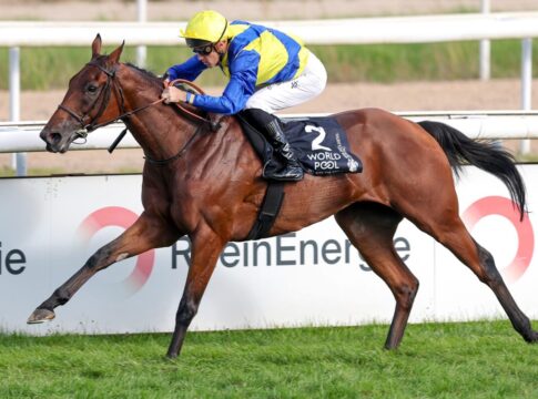 Goliath siegt unter Christophe Soumillon im Mehl-Mülhens-Stiftung - 64. Preis von Europa