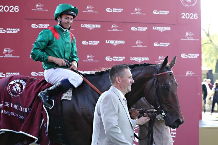 Daryz siegt unter Mickael Barzalona im Qatar Prix de L'Arc de Triomphe