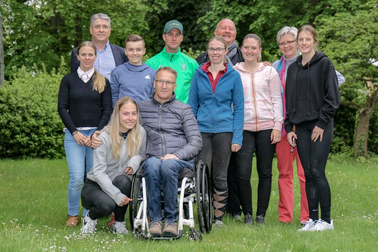 Fünf neue Amateurreiter: Prüfung bestanden!