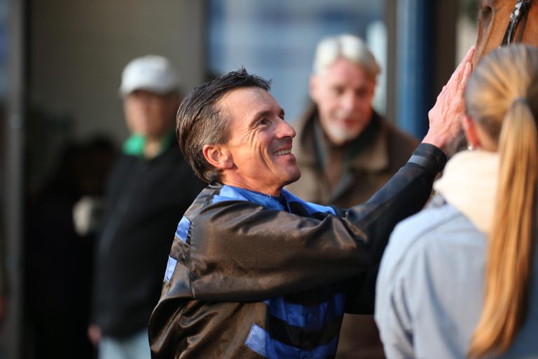 Gruppe- und Listenritt für de Vries in Meydan