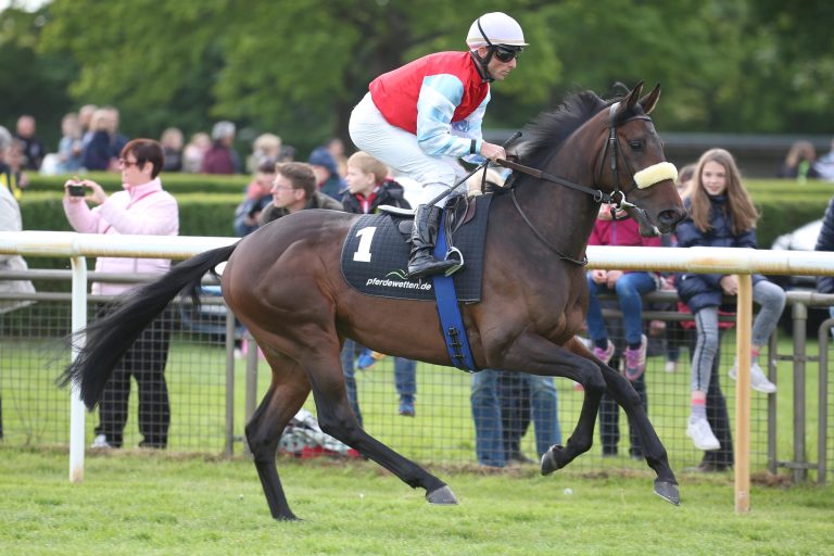 Derby-Jahrgang gegen ältere Garde in Dortmund