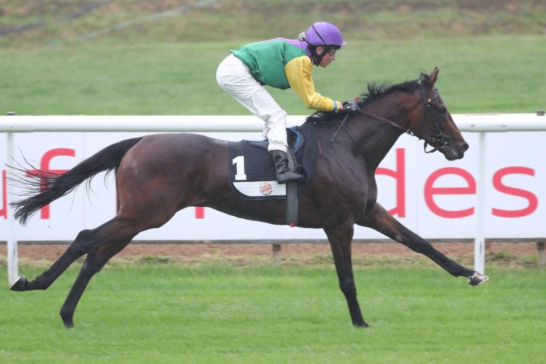 Ex-Deutscher Akatino Dritter bei „down under“-Debüt