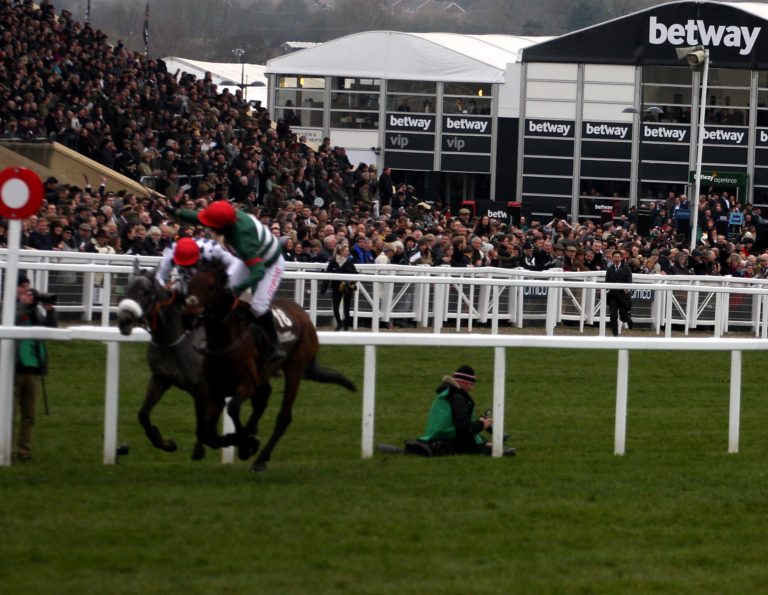 Erster Festival-Erfolg von Harry Fry