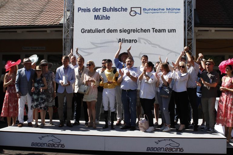 Riesenjubel bei 40 Besitzern: Alinaro gewinnt!