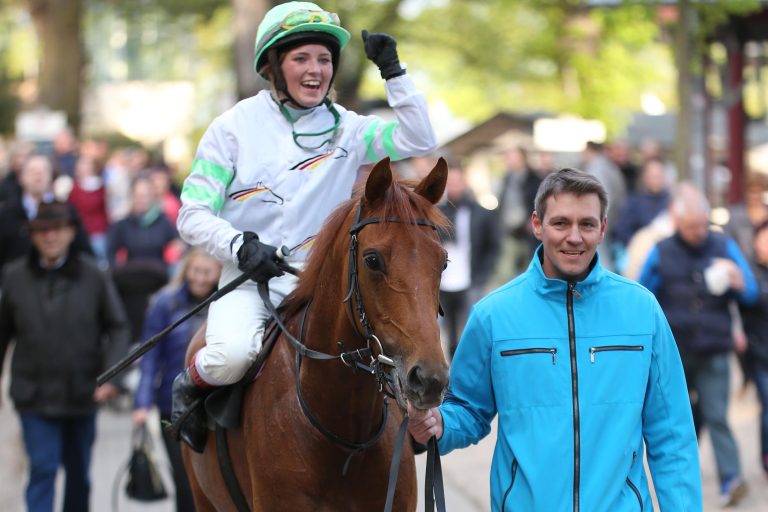 Proteste gegen Angreifer und Karpino abgewiesen