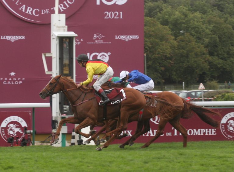 Wahnsinn – Torquator Tasso triumphiert im „Arc“!