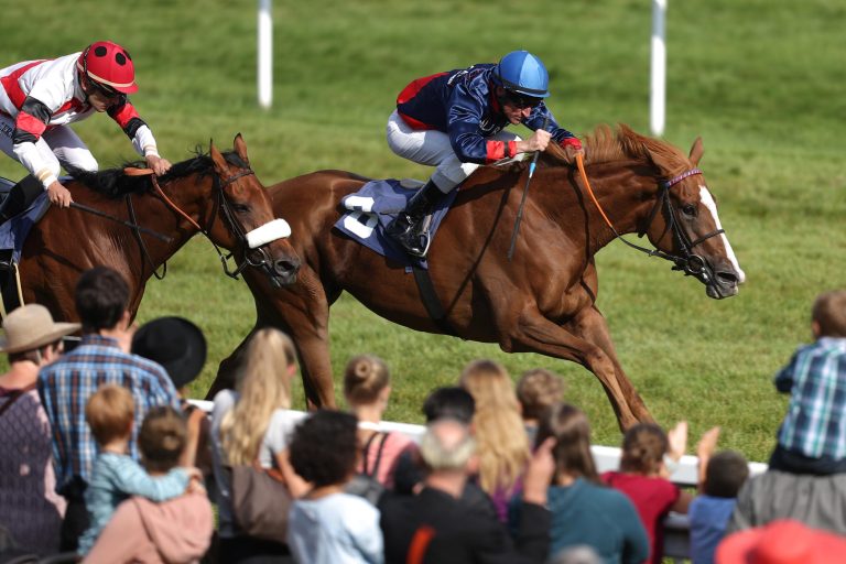 Ashiana über den „l´Opera“ Richtung USA?