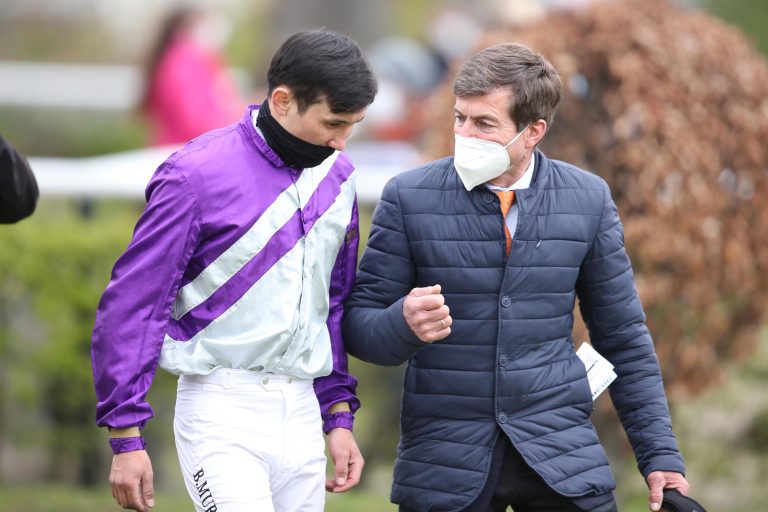 Bauyrzhan Murzabayev mit Peter Schiergen