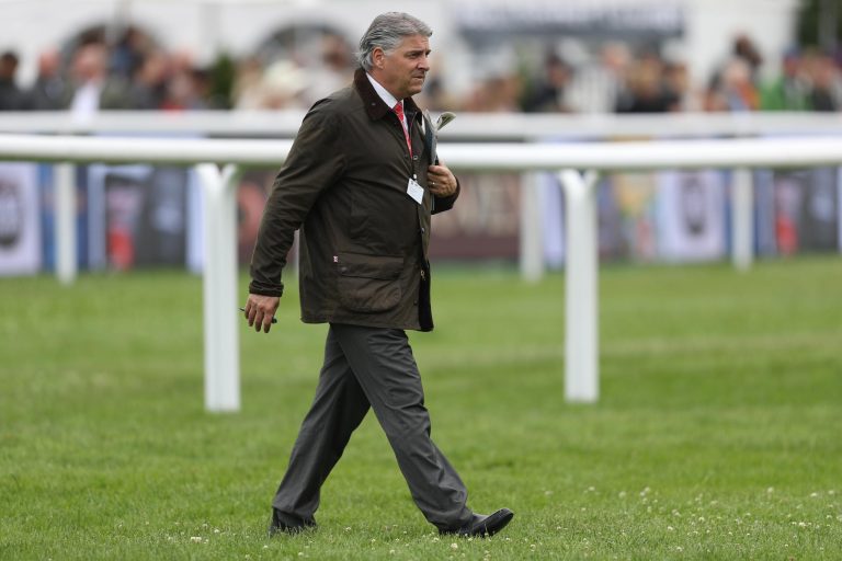 Becker bleibt bis Ende Juni-Chef-Rennleiter