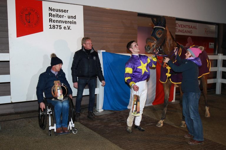 Big Moun immer besser, siegt wieder in Neuss