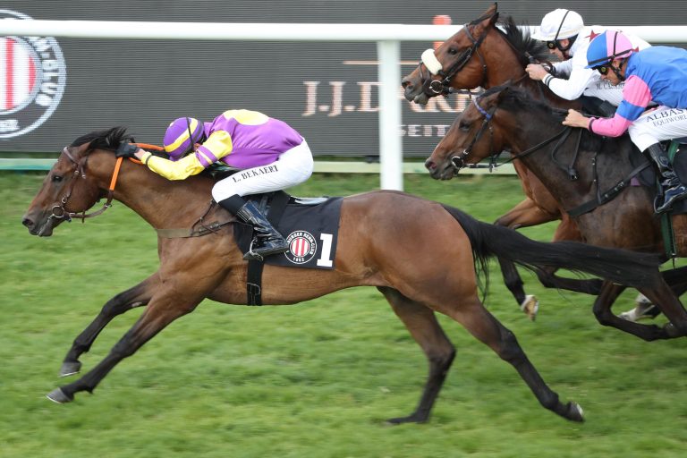 100. Sieg für Anna van den Troost und noch zweimal Fuhrmann