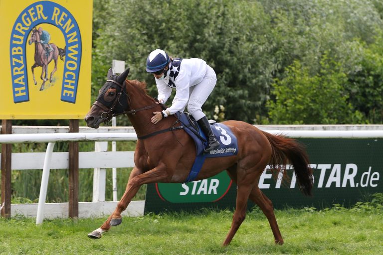 Damanda Pride locker Start-Ziel