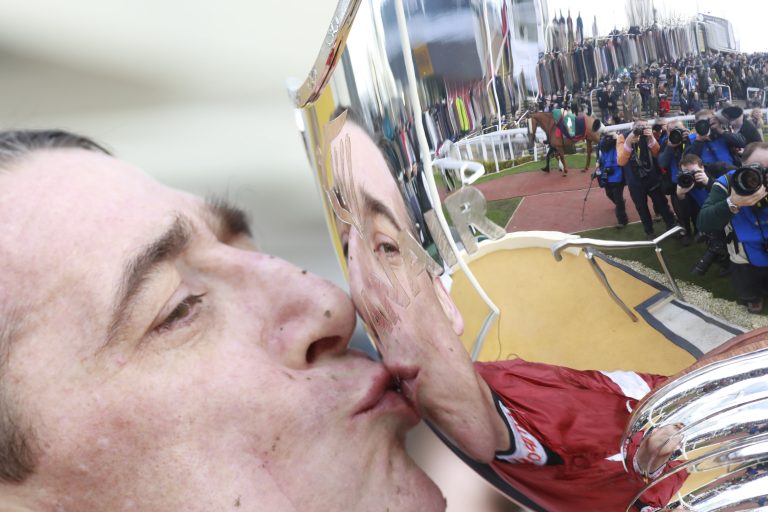 Un De Sceaux geschlagen – „Ryanair“ siegt und schafft Hattrick