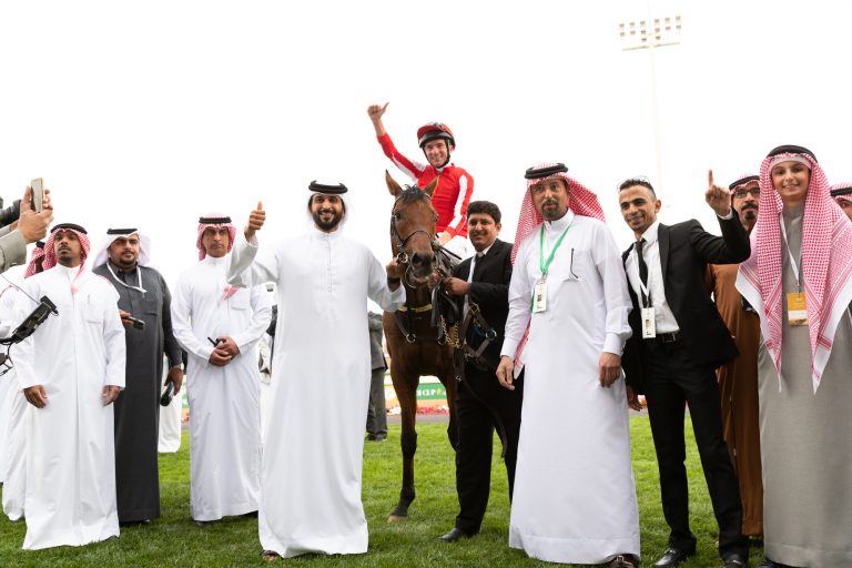 De Vries auf Port Lions Foto: thesaudicup.com.sa