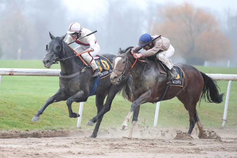 Outfit gewinnt im Sand gegen Music is her name