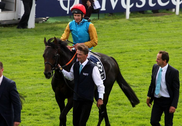 Coronation Cup: Windstoß bärenstarker Dritter