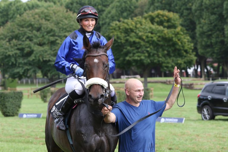 Galiva siegt unter Nina Wagner