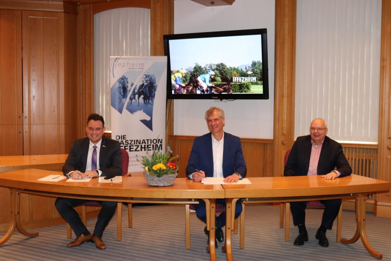 Tinte ist trocken: Iffezheim-Vertrag unterzeichnet
