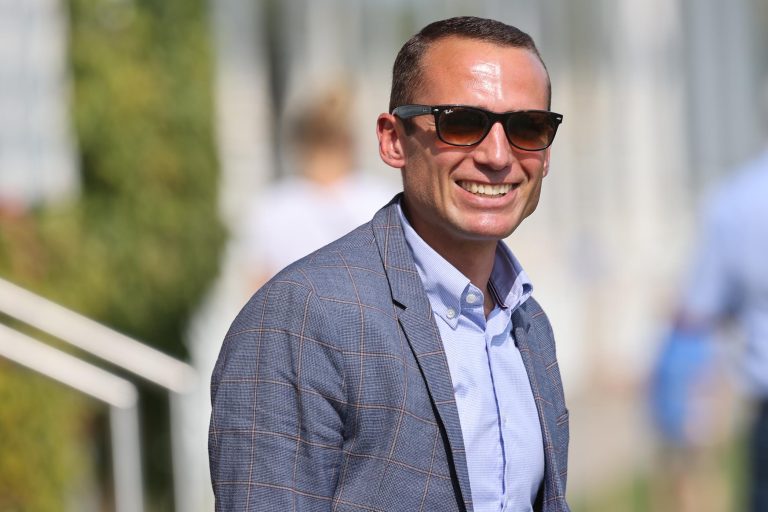 Grewe-Ansage sitzt: Poyraz Approach erste Siegerin in Magdeburg