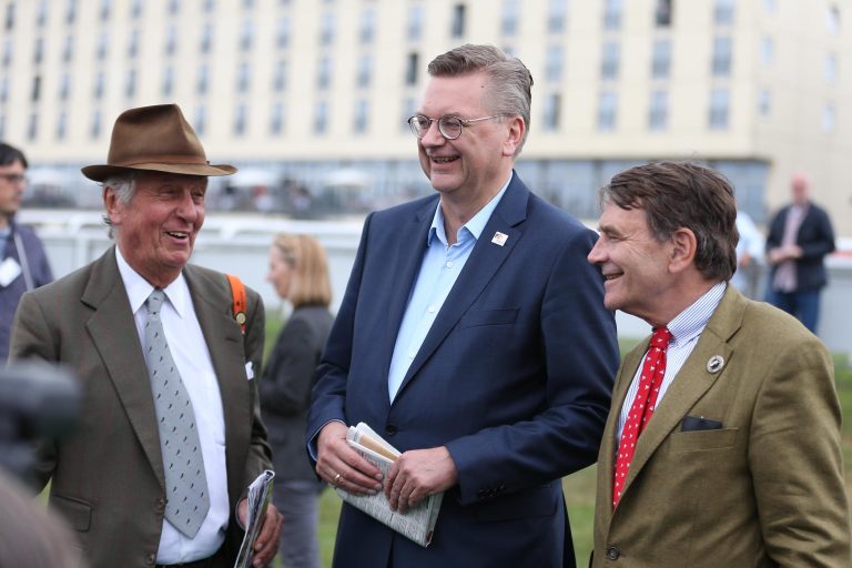 DFB-Boss Grindel zu Besuch in Hamburg