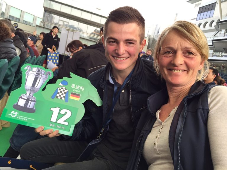 Empoli von Startplatz 12 in die Hong Kong Vase