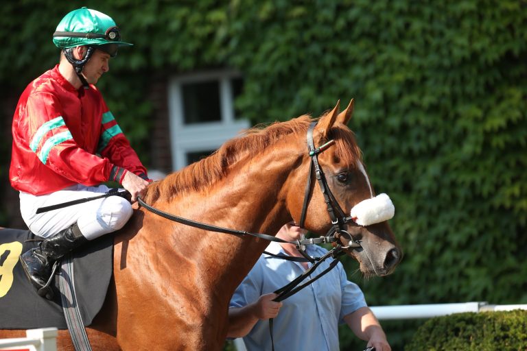 Incantator sorgt für Doppel von Trainer und Jockey