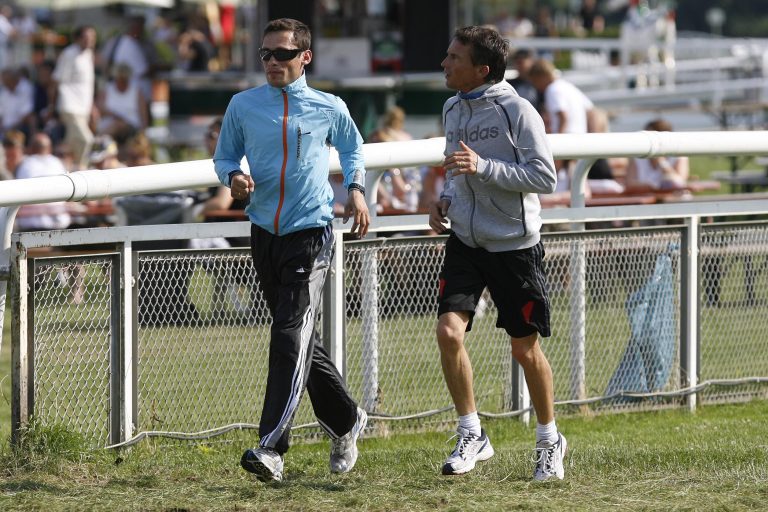 Gesucht: Jockey gegen Jogger in Mülheim