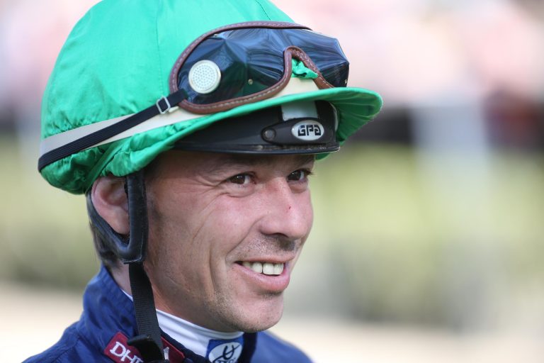 Julien Auge gibt eine Runde zu früh Gas!