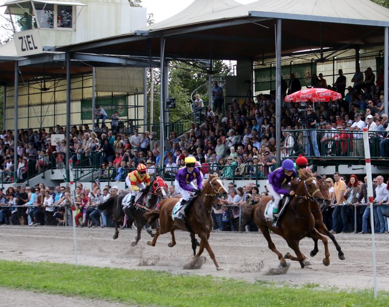 Am Muttertag: Comeback in Karlsruhe mit Jubiläumsrenntag